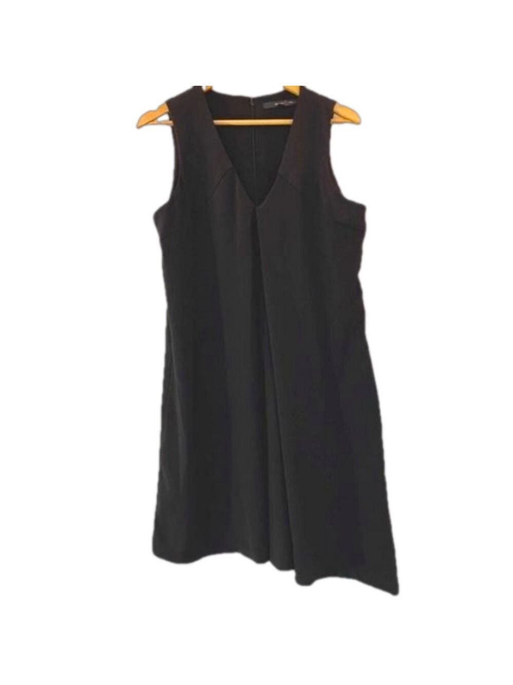 Willow & Thread Little Black Dress Sleeveless V-Neck Loose Fit Slant Hem Size 14